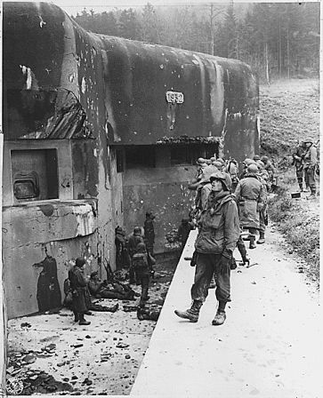 American soldiers at the Maginot Line (Hochwald West Fortress, Bloc 13) , 1944